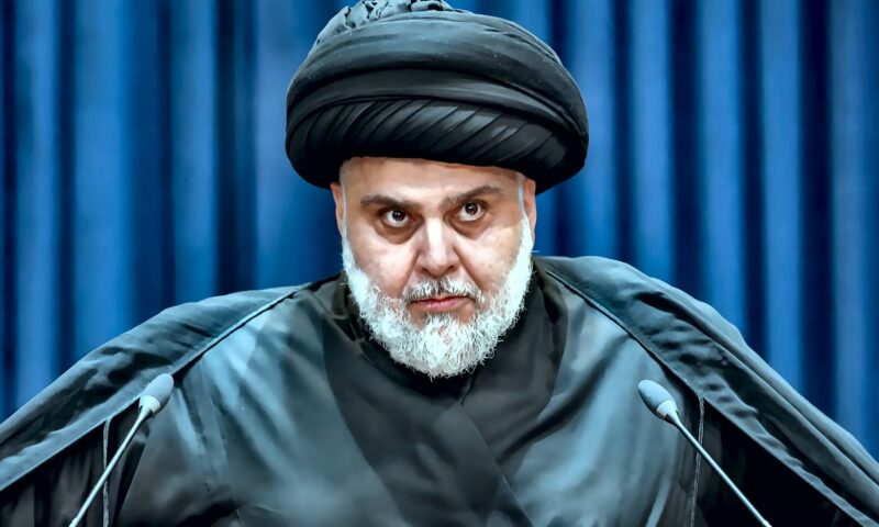 “مواطن ومقاوم”.. مقتدى الصدر يوجه رسالة لأمريكا بعد انتهاء تواجد قواتها بالعراق