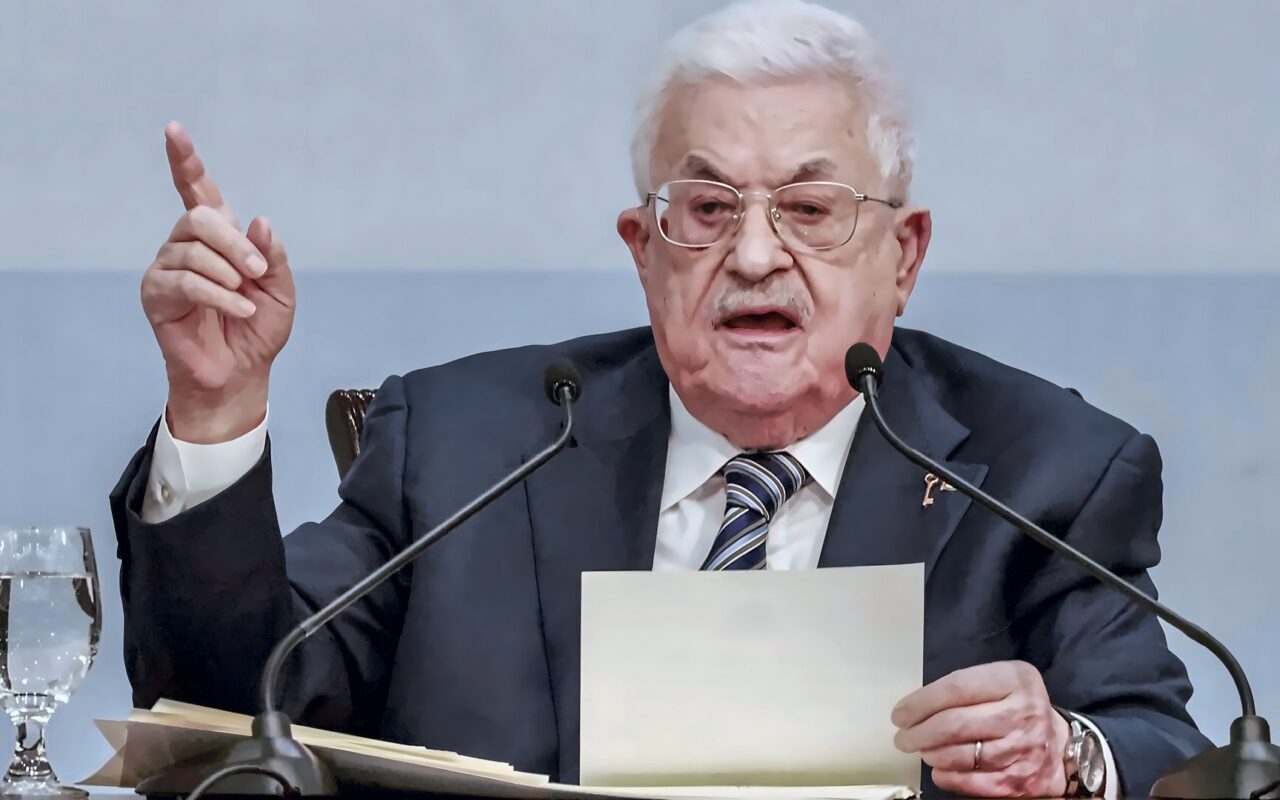 محمود عباس يؤجل الانتخابات الفلسطينية حتى سبتمبر 2027 ومرسوم يوضح الأسباب