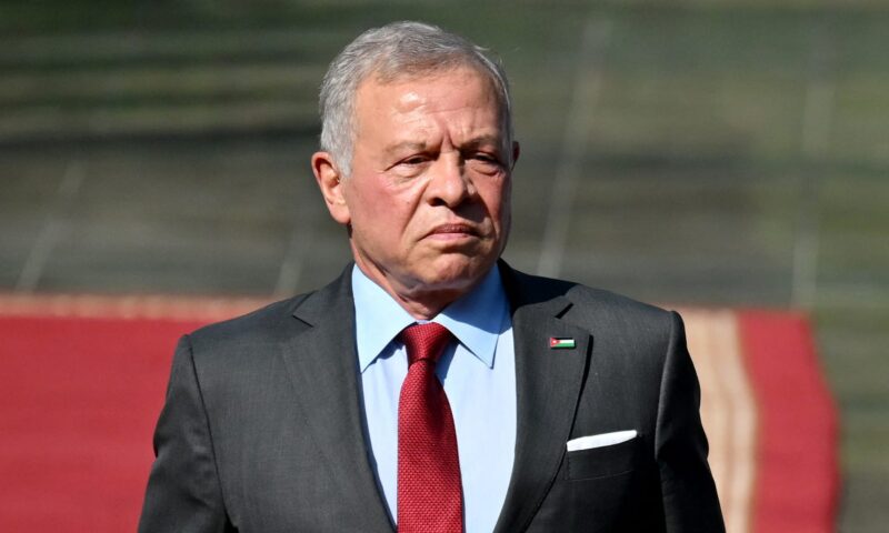 “ندعم إجراءاتكم لحماية أمن السعودية”.. أبرز ما جاء في اتصال الملك عبدالله بمحمد بن سلمان