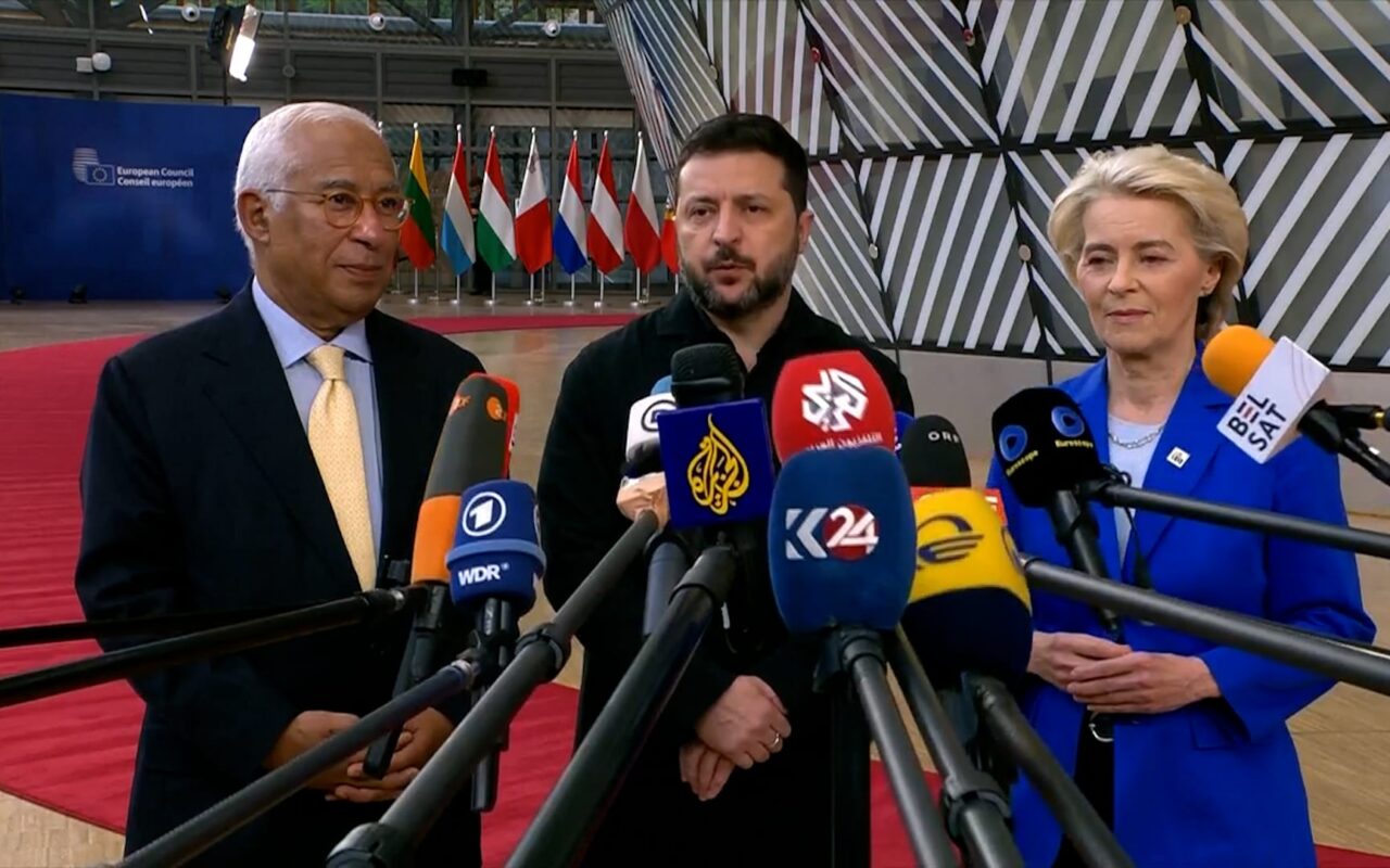 زيلينسكي: لا نرى مؤشرات على استعداد روسيا لإنهاء الحرب