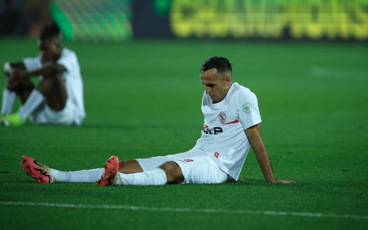 إيقاف وإحالة إلى التحقيق.. الزمالك يتخذ إجراءات بحق لاعبه ناصر منسي