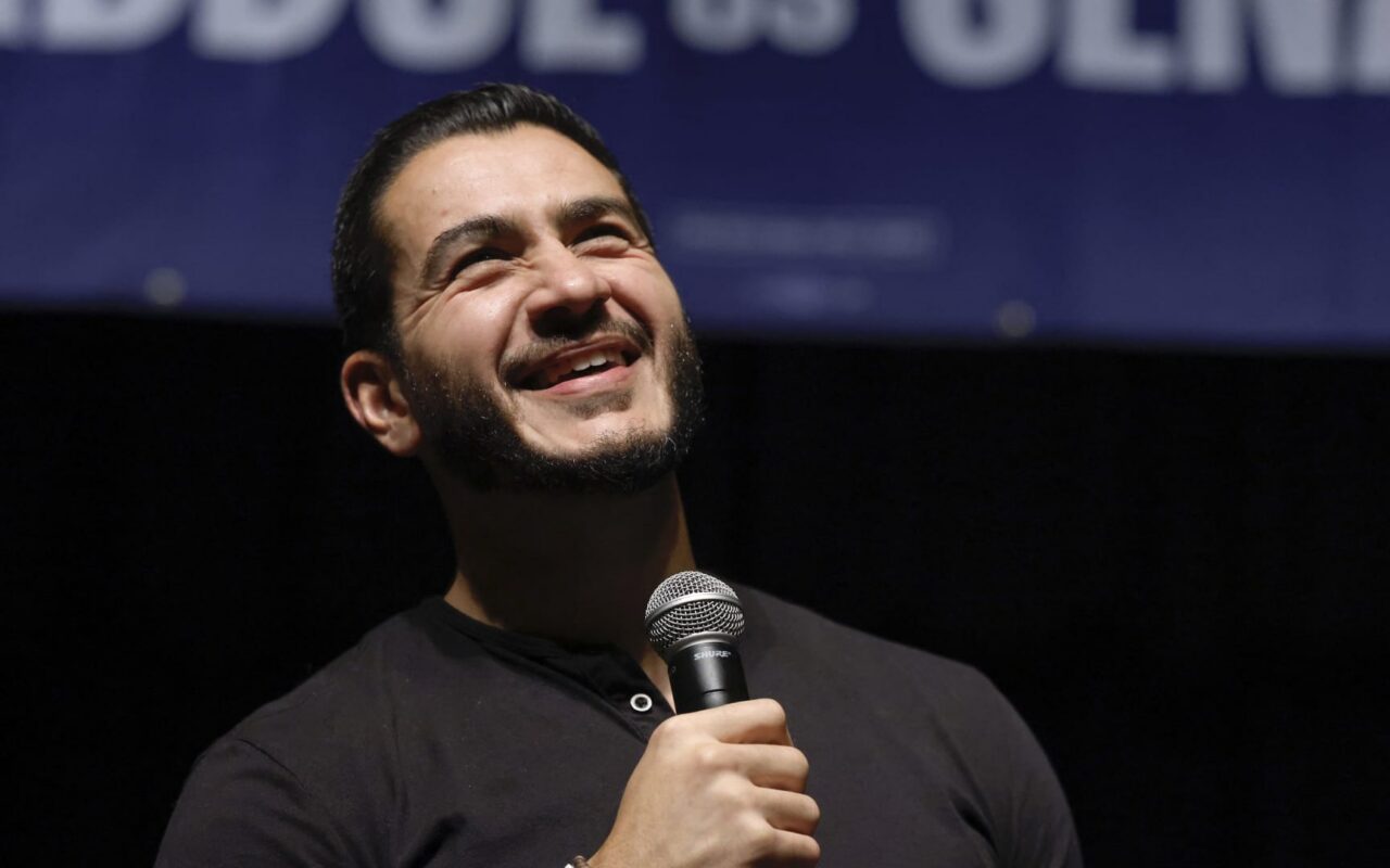 “هل تتبرأ من الإخوان المسلمين؟”.. مرشح مجلس الشيوخ عبد الرحمن السيد يرد