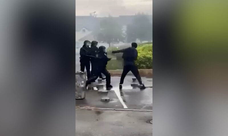 بعد 4 أسابيع من احتجاجات الطلاب.. إصابات مراهقين في الاحتجاجات الفرنسية تثير تساؤلات حول أسلحة الشرطة