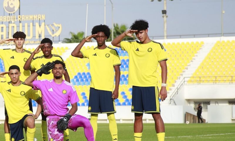 بـ”تحية عسكرية”.. هكذا احتفل نجل رونالدو مع النصر