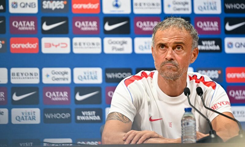 باريس أم برشلونة؟.. إنريكي يختار الفريق “الأقوى” قبل المباراة