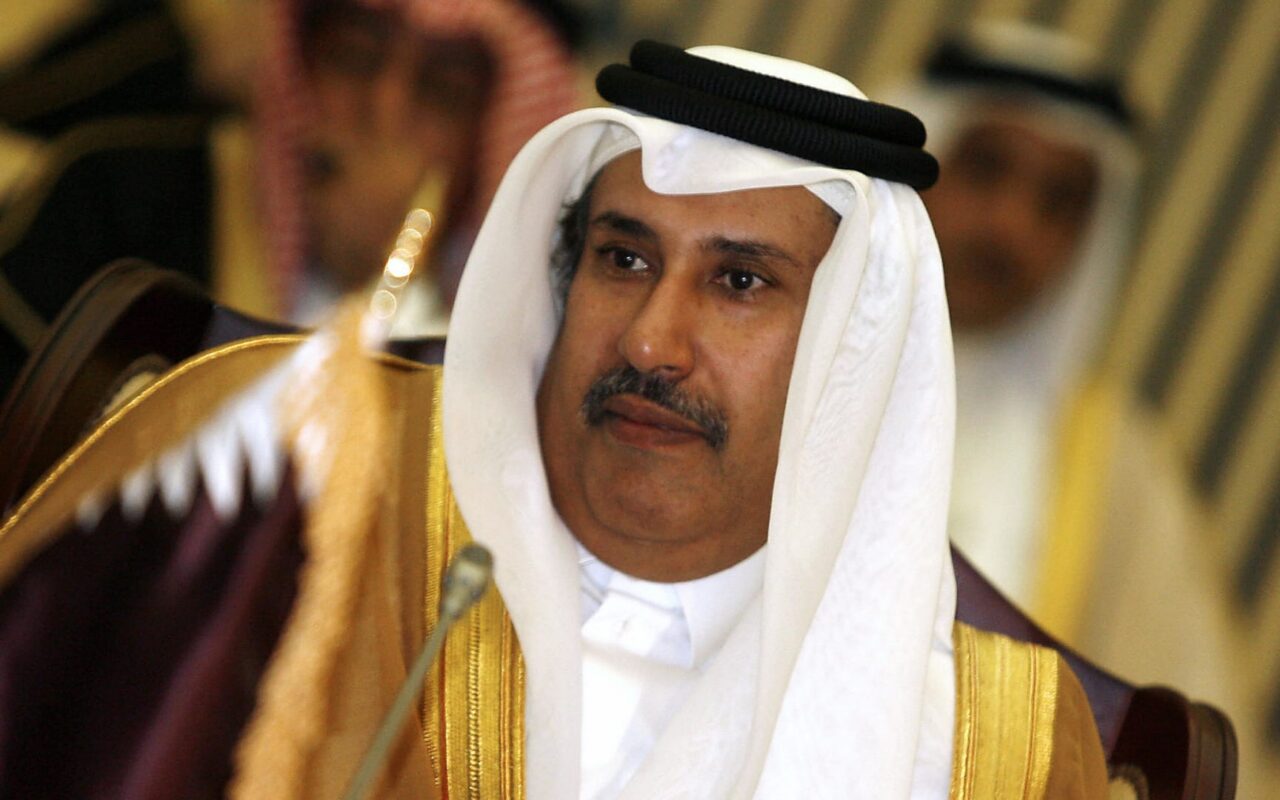 حمد بن جاسم بعد رسالة محمد بن راشد: حكومات وأجهزة استخبارات تدعم “سموم الذباب الإلكتروني”