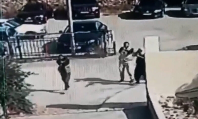 الأردن.. كاميرات مراقبة تظهر لحظات إطلاق النار على كنيسة في الكرك