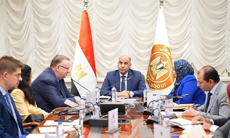 وزير العمل يوجه بالانتهاء من الاستراتيجية الوطنية للتشغيل لتوفير 1.4 مليون فرصة عمل سنويا