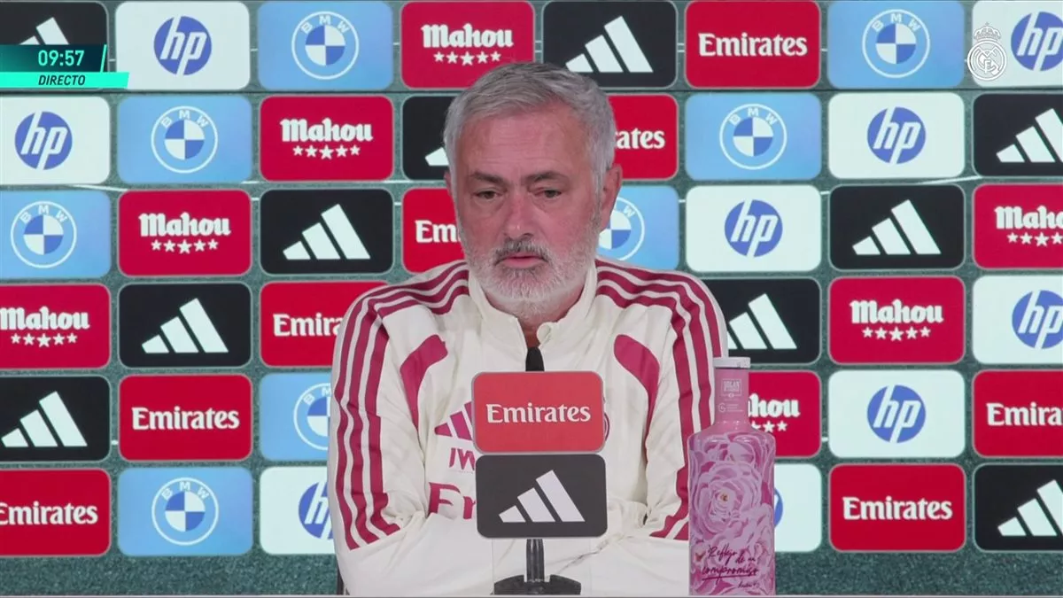 مورينيو يدافع عن ريال مدريد: غير جاهز والمقارنة مع برشلونة ظالمة (فيديو)