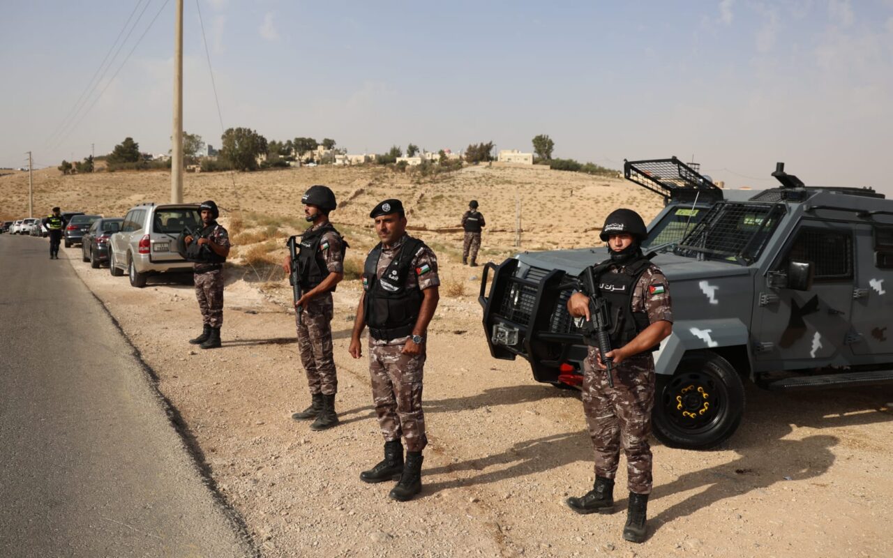 الأردن.. الأمن العام يعلن إلقاء القبض على منفذي “هجوم الكرك” ووزير الداخلية يعلق