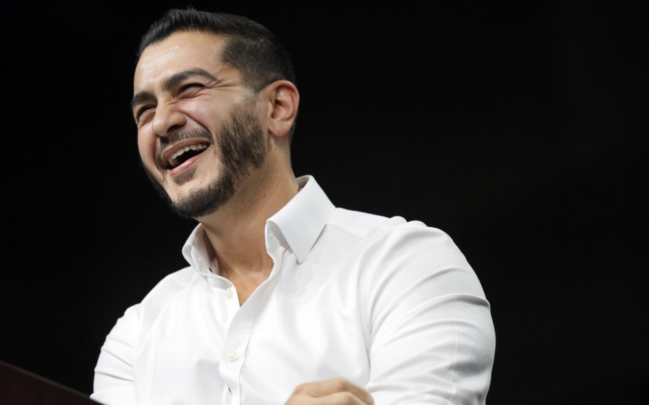 “سأكون السيناتور محمد بالنسبة لك”.. عبدالرحمن السيد يرد بقوة على ترامب