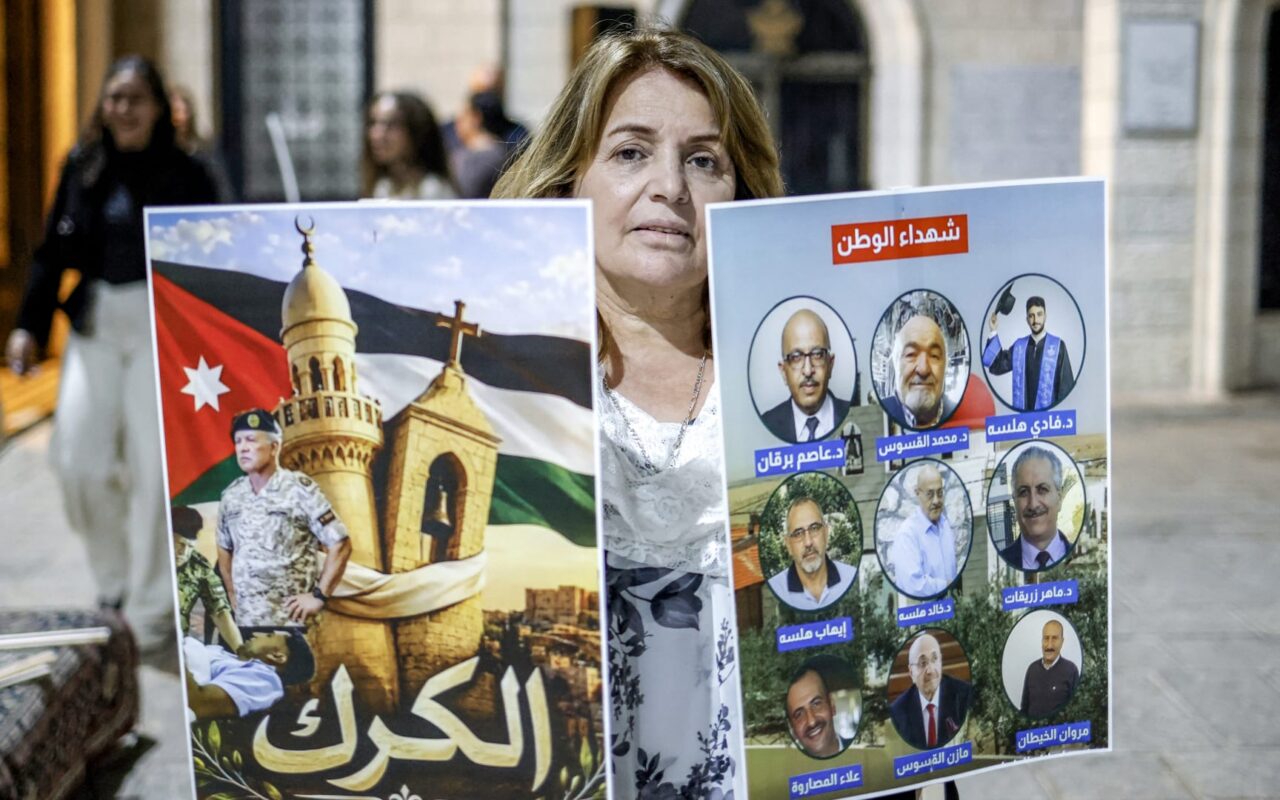 هجوم كنيسة “حمود”.. ماذا وراء عودة الإرهاب إلى الواجهة في الأردن؟