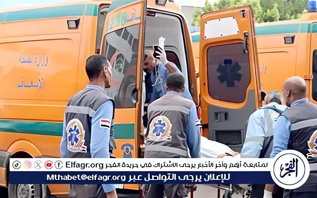 مصرع شخصين وإصابة 35 آخرين في تصادم 3 سيارات بالصحراوي الشرقي في المنيا