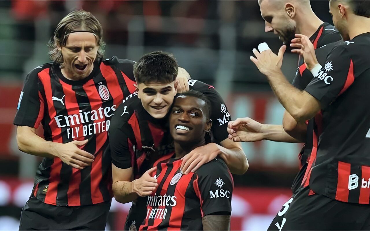بورنموث يزيد أوجاع ميلان بثلاثية نظيفة في الدوري الأوروبي