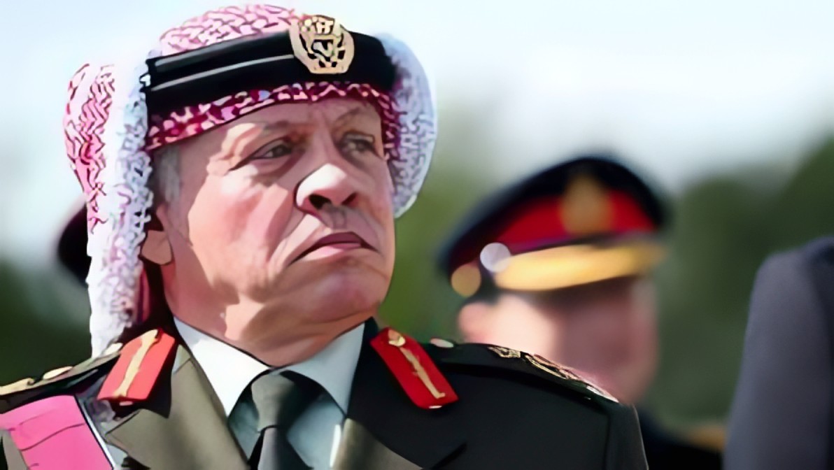 العاهل الأردني يصل إلى الكرك ويتفقد مصابي الهجوم على كنيسة حمود