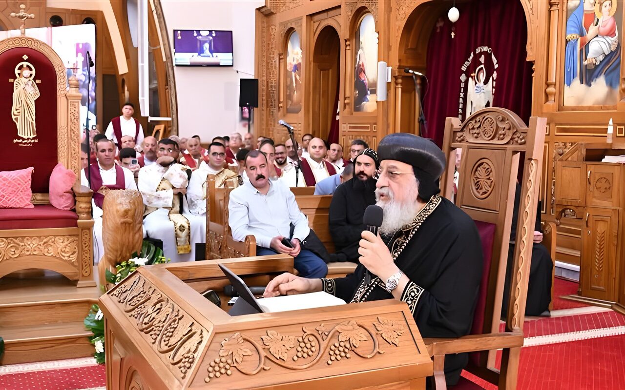 من رفع الإحباط إلى حماية الوحدة، رسائل البابا تواضروس للمصريين: الأمل أقوى من الأزمات