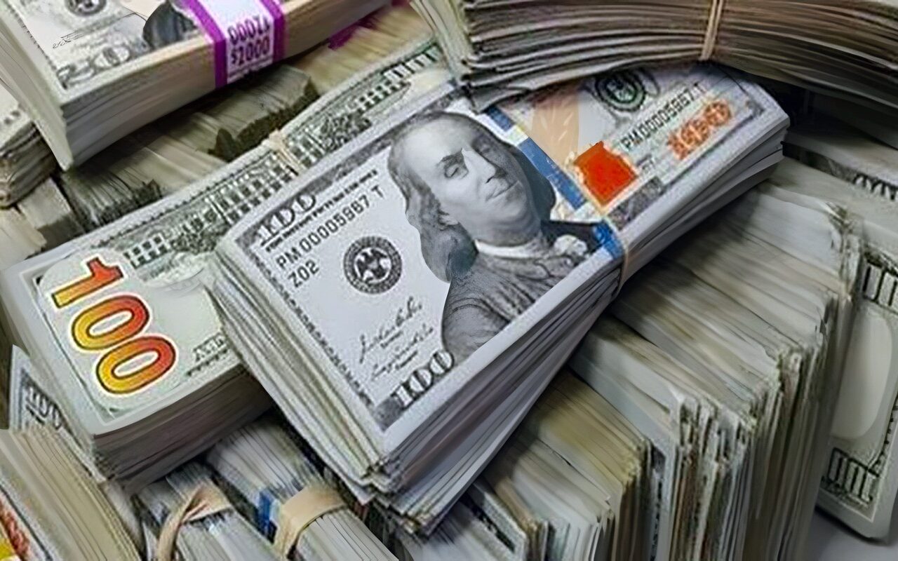 سعر الدولار أمام الجنيه في بداية تعاملات اليوم الأربعاء