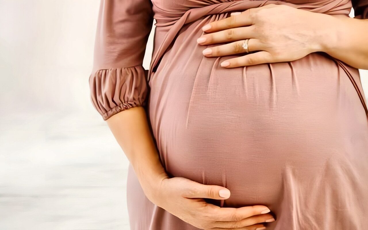 حكم اختيار جنس الجنين في عمليات الحقن المجهري.. دار الإفتاء تجيب