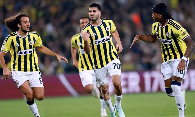 فنربخشة يتقدم على سلافيا براج 2-1 في شوط أول مثير بدوري الأبطال