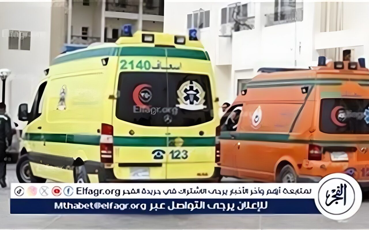 مصرع 4 أشخاص وإصابة 60 في حادثين منفصلين على صحراوي المنيا