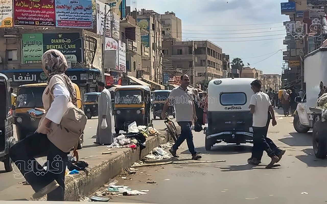أكوام القمامة تحاصر شوارع قطور بالغربية والتنفيذيين خارج الخدمة
