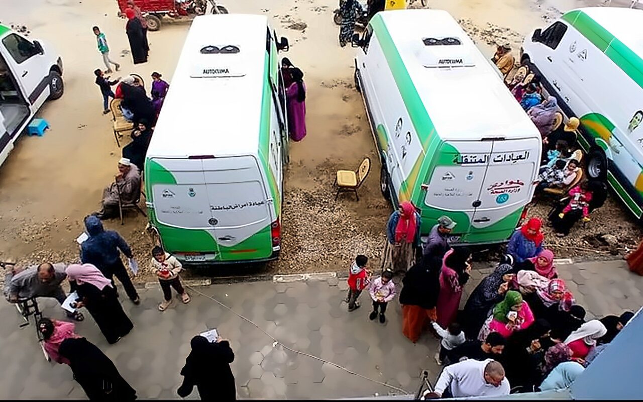 قوافل الدقهلية الطبية تقدم 12.9 ألف خدمة مجانية لـ4640 مواطنا خلال سبتمبر