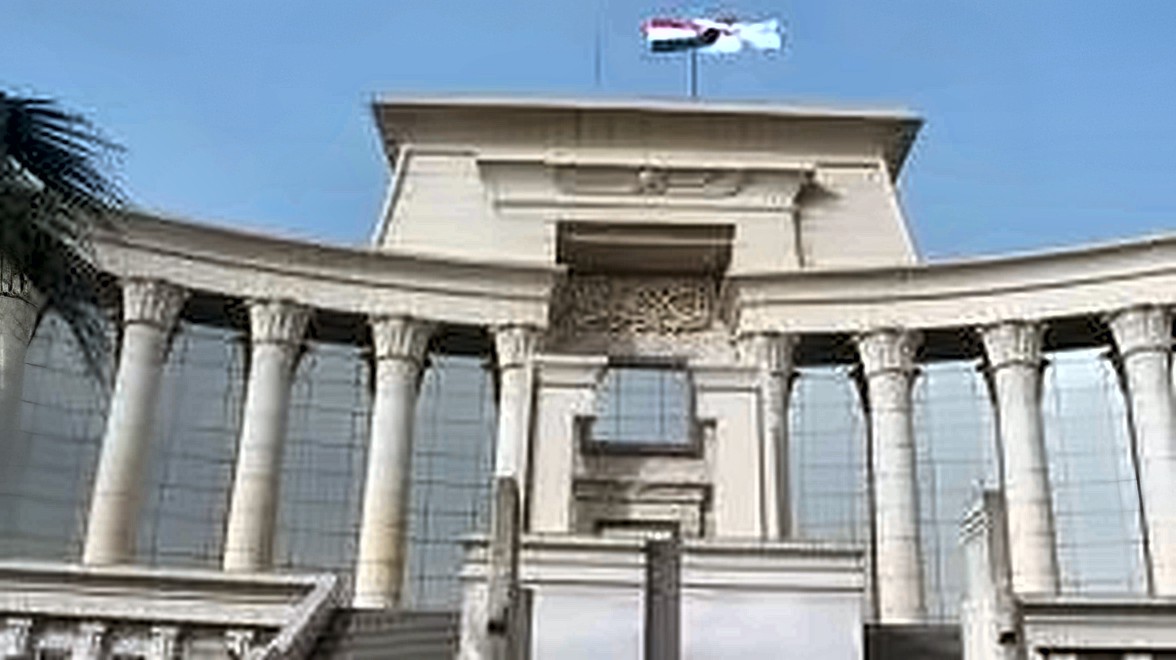 الدستورية: تجريم البناء على أملاك الدولة وتشديد العقاب عليه موافق للدستور
