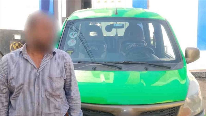 ضبط سائق بالمنوفية بعد قيادته برعونة وفتح الباب أثناء السير