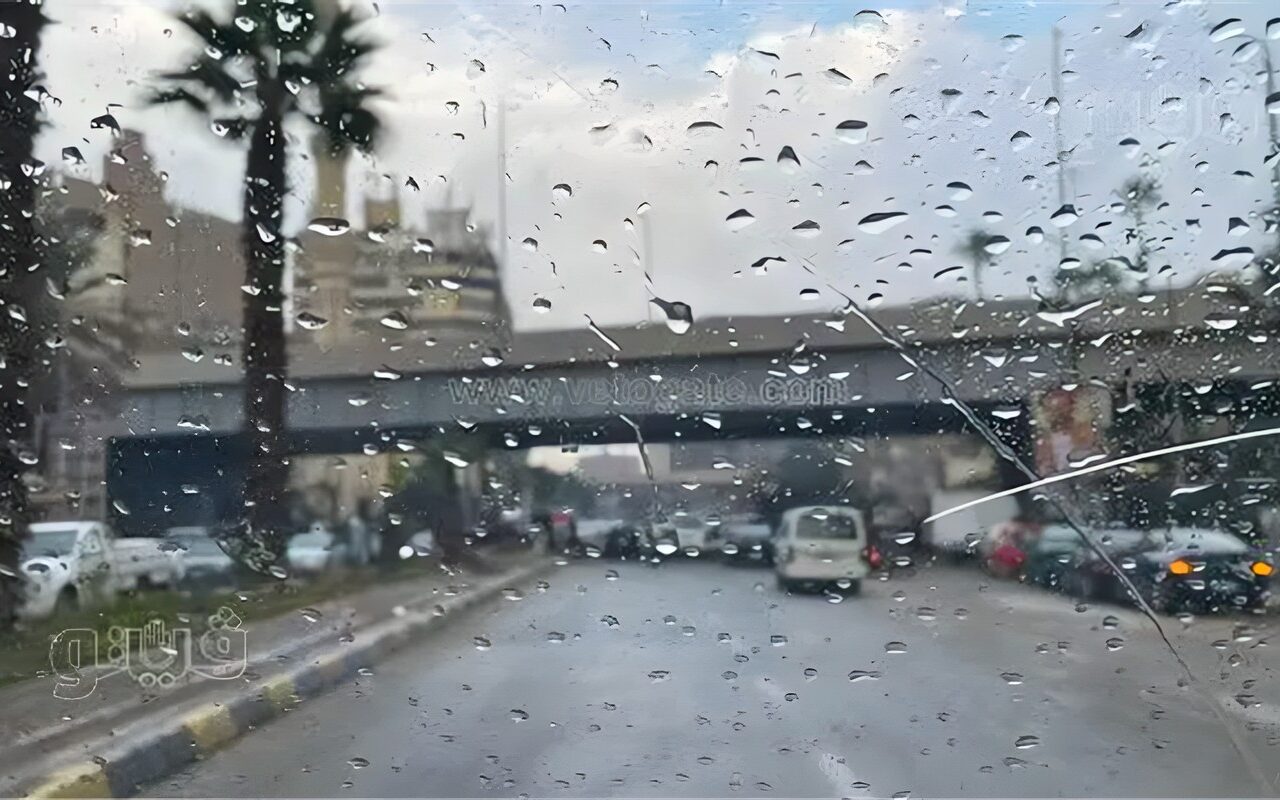 بعد زحف السحب الركامية والرعدية، الأرصاد تحذر هذه المناطق من أمطار وسيول