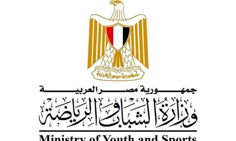 وزير الرياضة يجري اتصالا هاتفيا لتعزية أسرتي لاعبتي الجودو الفقيدتين
