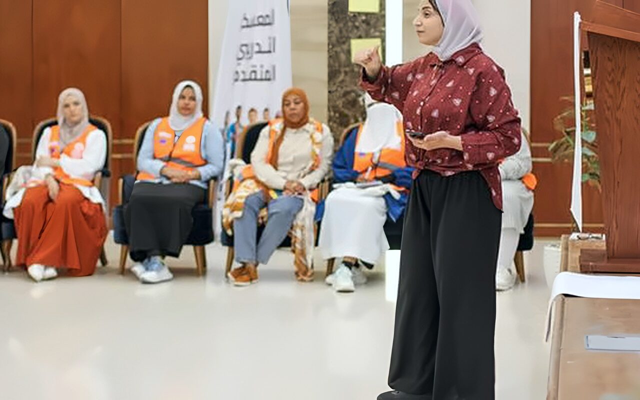 الرائدات الاجتماعيات: دورنا تطوعي لخدمة الأسر الأكثر احتياجًا ونقل رسائل التضامن للمواطنين