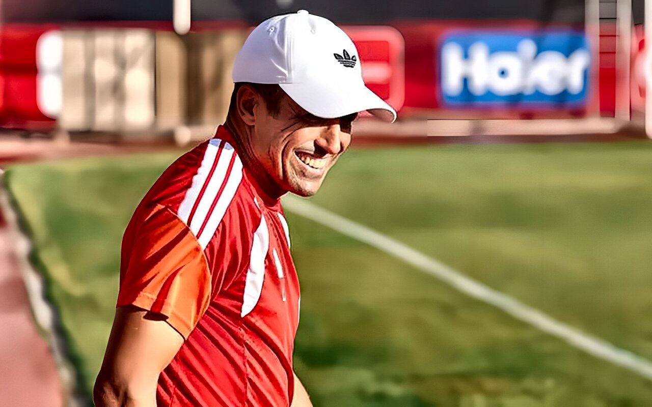 الأهلي يستعد لمباراة القمة أمام الزمالك بمحاضرة بالفيديو