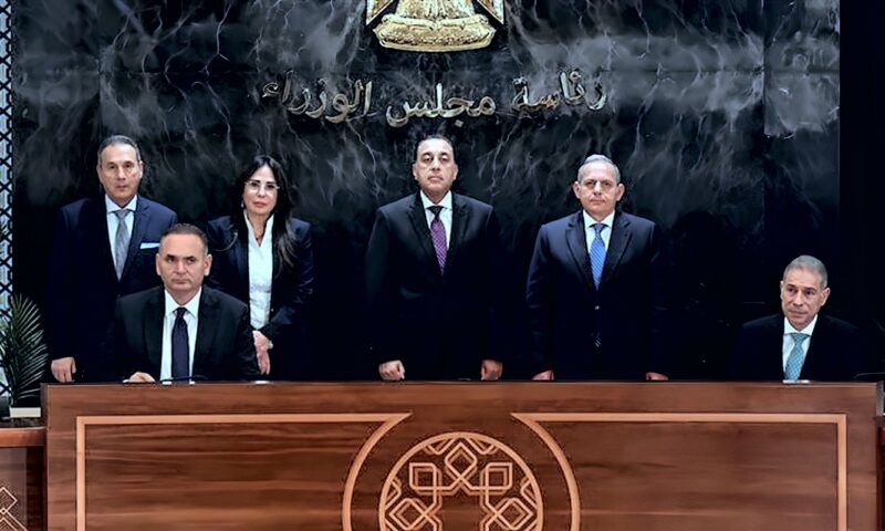 مدبولي يشهد حل أزمة أرض دريم لاند بعد عشرات السنوات.. وهايد بارك تشتري 415 فدانًا