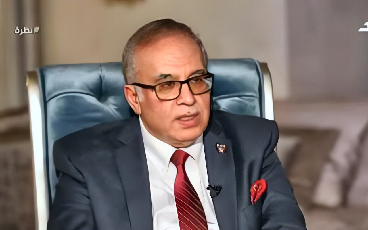 أسامة حمدي يحذر من زيادة أعداد خريجي الطب: المستشفيات غير قادرة على استيعابهم