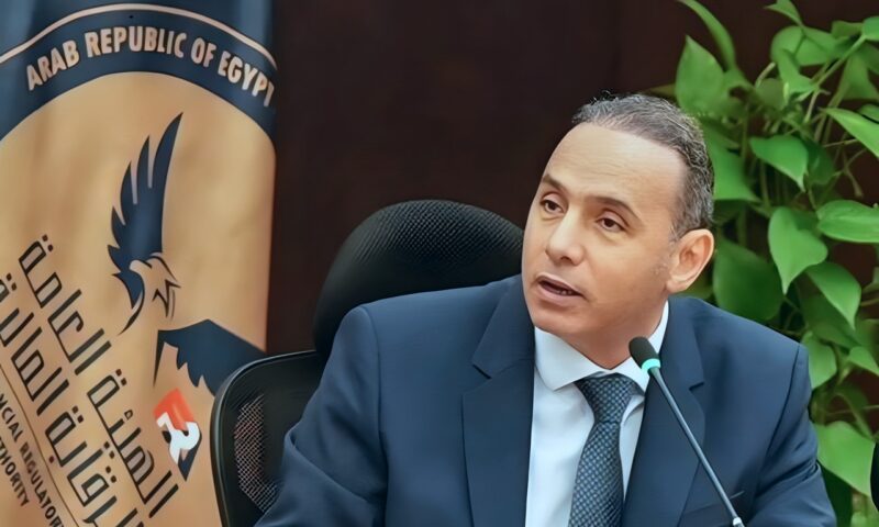 عاجل.. إصدار النموذج الاسترشادي لعقود شركات السمسرة مع العملاء المُقترضين تمهيدًا لتفعيل الشورت سيلينج