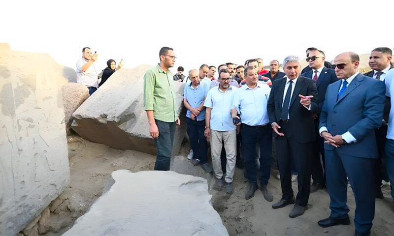 محافظ الغربية ووزير السياحة يتفقدان معبد بهبيت الحجارة بسمنود لدراسة تطويره (فيديو)