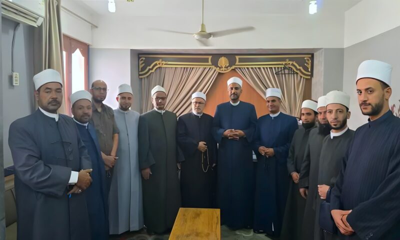 تجوب المساجد والمدارس والمقاهي ومراكز الشباب، الإسماعيلية تستقبل قافلة مجمع البحوث الإسلامية