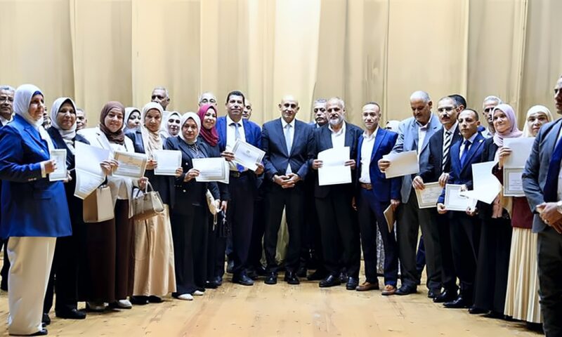 وزير التعليم يكرم مديري المدارس المتميزة على مستوى الجمهورية