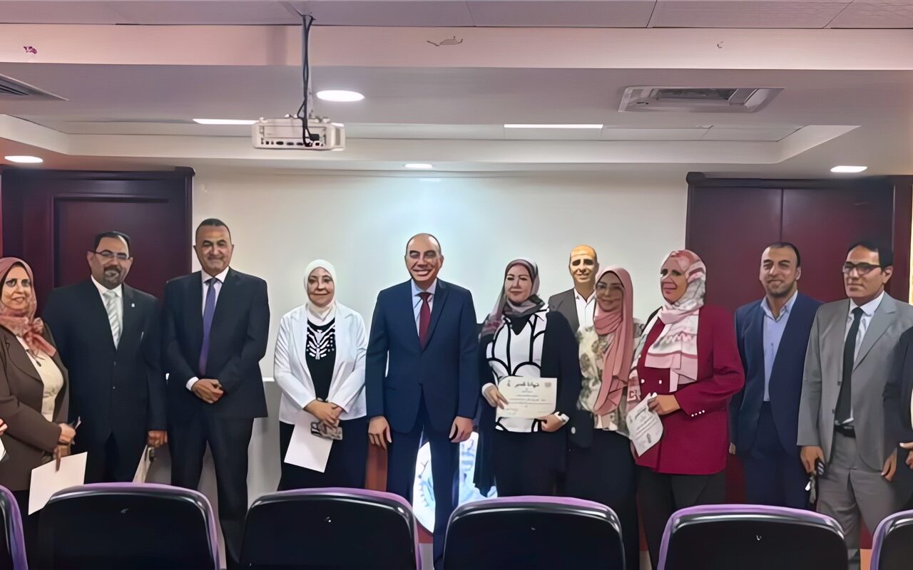 رئيس هيئة الاستعلامات: برامج تدريبية متخصصة لتنمية مهارات العاملين ورفع كفاءتهم المهنية