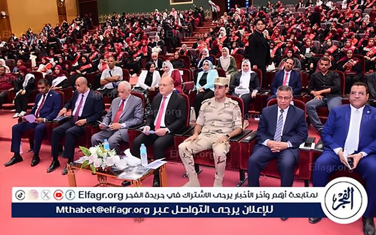 النعماني: يشهد حفل كورال جامعة سوهاج وسط تفاعل طلابي وأجواء وطنية