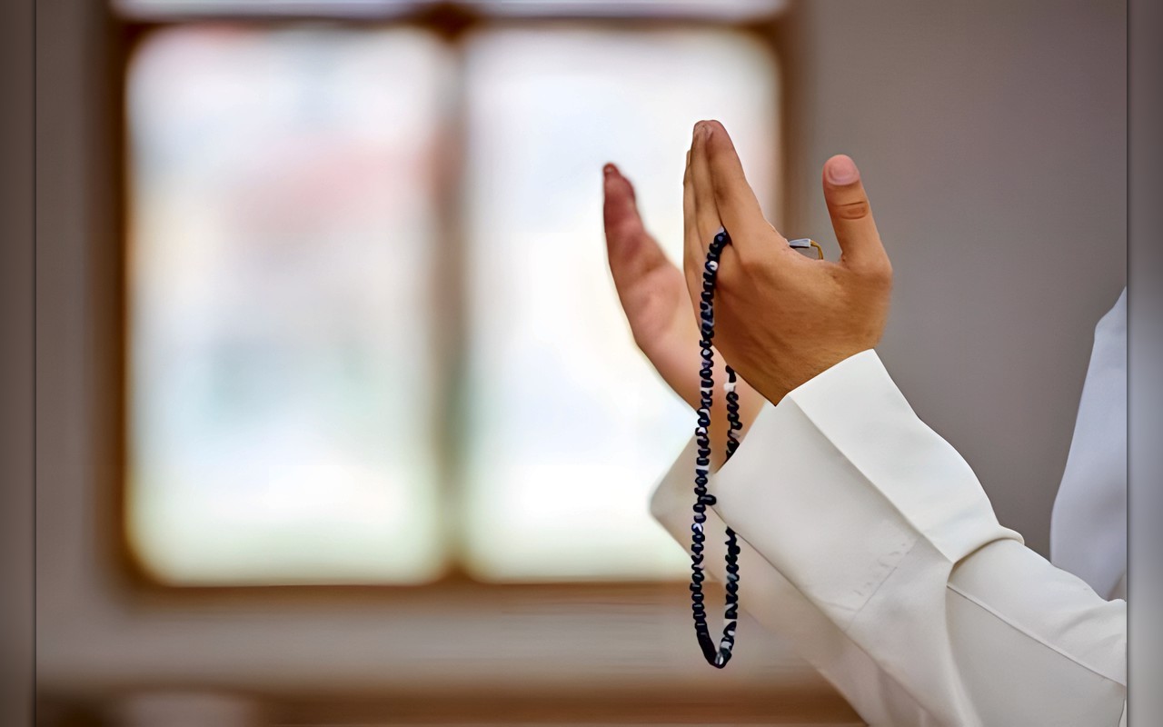 هل فاتك ثواب أذكار الصباح بطلوع الشمس؟.. انتبه لـ7 حقائق