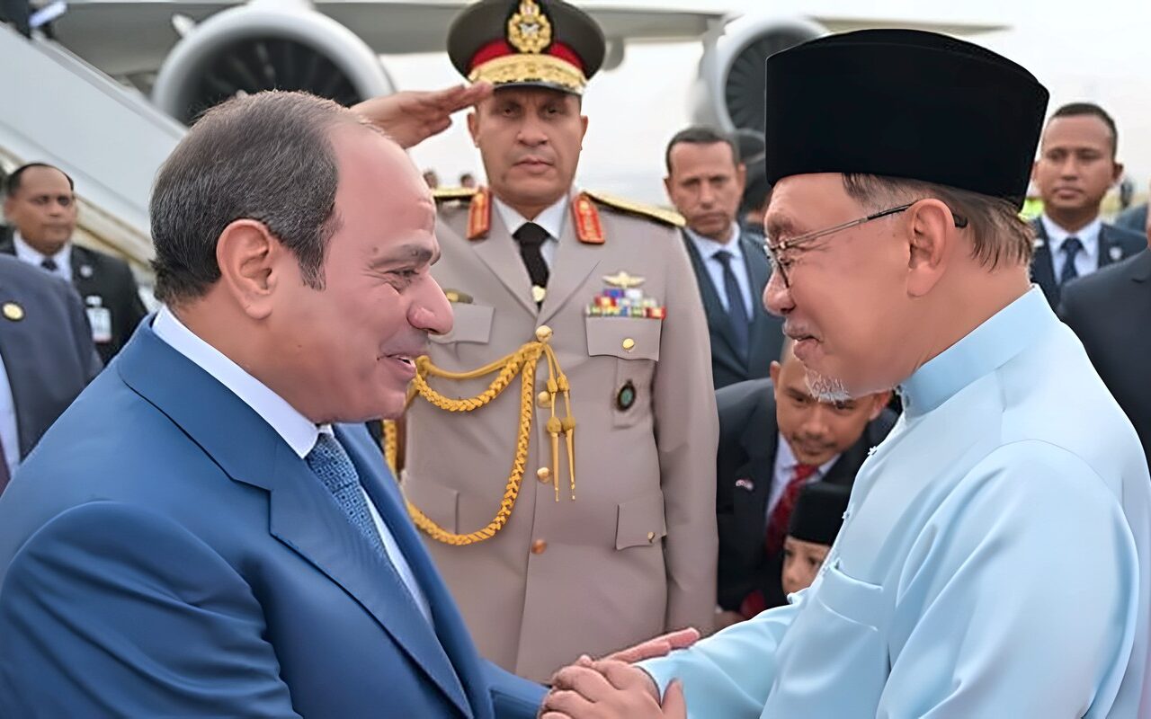 السيسي يقود العلاقات المصرية الماليزية إلى آفاق استراتيجية جديدة وشراكة اقتصادية.. توسيع مجالات التعاون السياسي والتجاري والاستثماري.. فتح آفاق جديدة أمام القطاع الخاص ومجتمعي الأعمال
