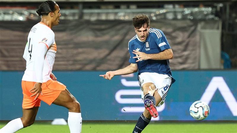 دوري الأمم الأوروبية، منتخب اليونان يتقدم على هولندا 2-0 في الشوط الأول