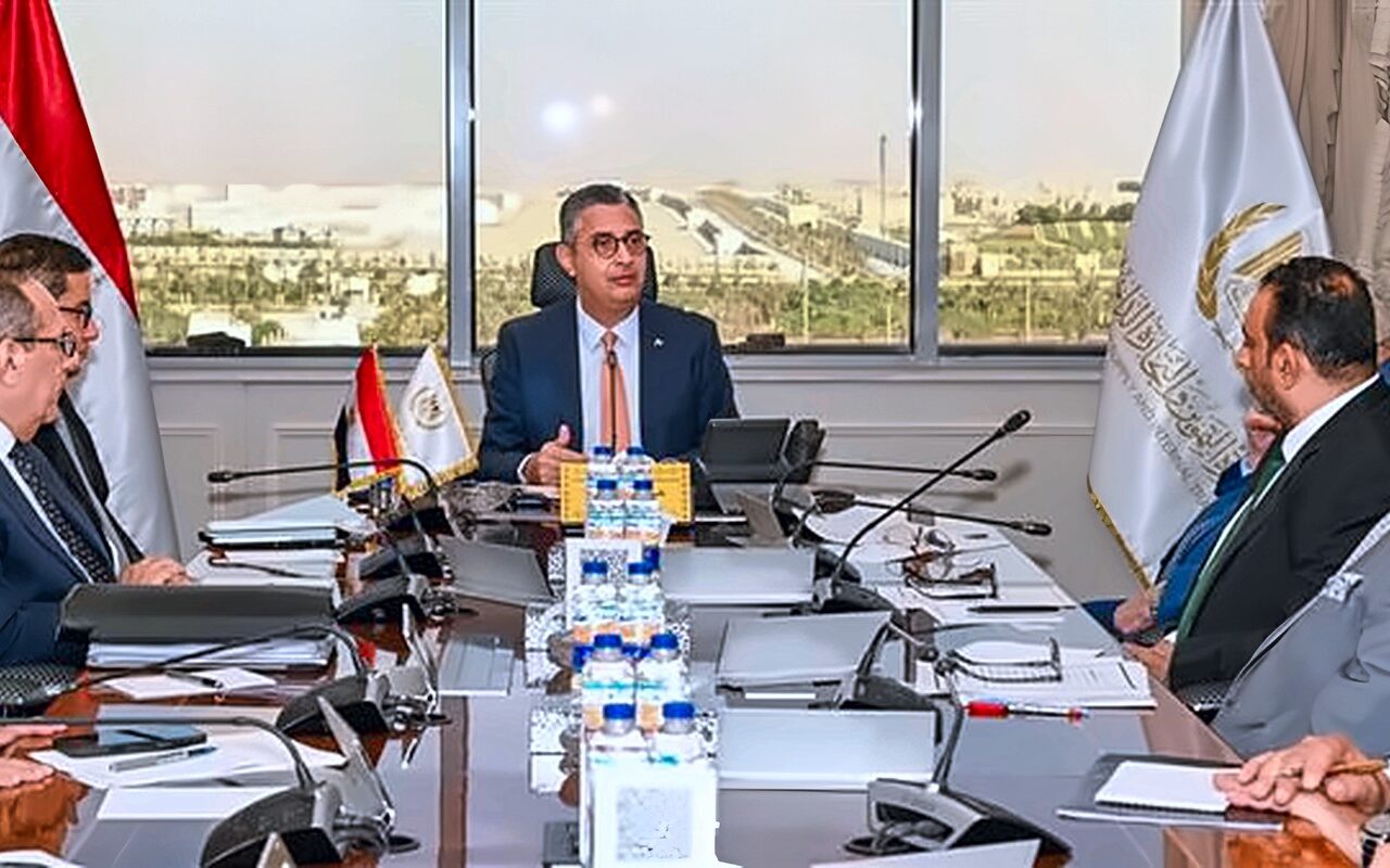 وزير التموين: متابعة مستمرة لتوافر الدقيق الحر وانتظام منظومة إنتاج الخبز الحر والفينو