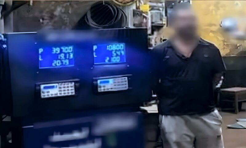 بئر بترول أسفل محل بالبلينا، سقوط تاجر جمع 7 آلاف لتر وقود لبيعها بالسوق السوداء في سوهاج