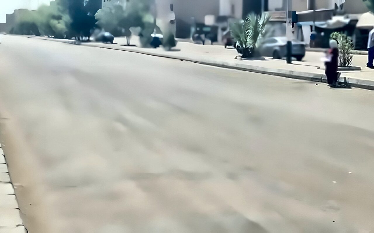 ردًا على شكوى الأهالي، “مياه قنا” تؤكد: إصلاح الكسر ووقف تسريب المياه بمنطقة المساكن