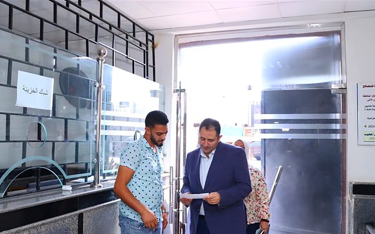 محافظ دمياط يتفقد سير العمل بالمركز التكنولوجي برأس البر