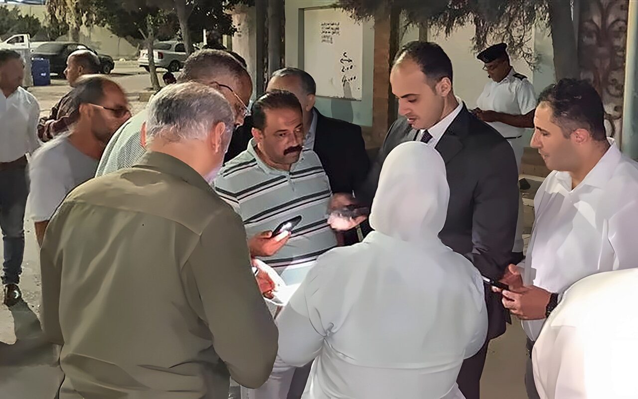 محافظ دمياط يتابع جهود السيطرة على حريق مصنع الكيماويات بالمنطقة الصناعية