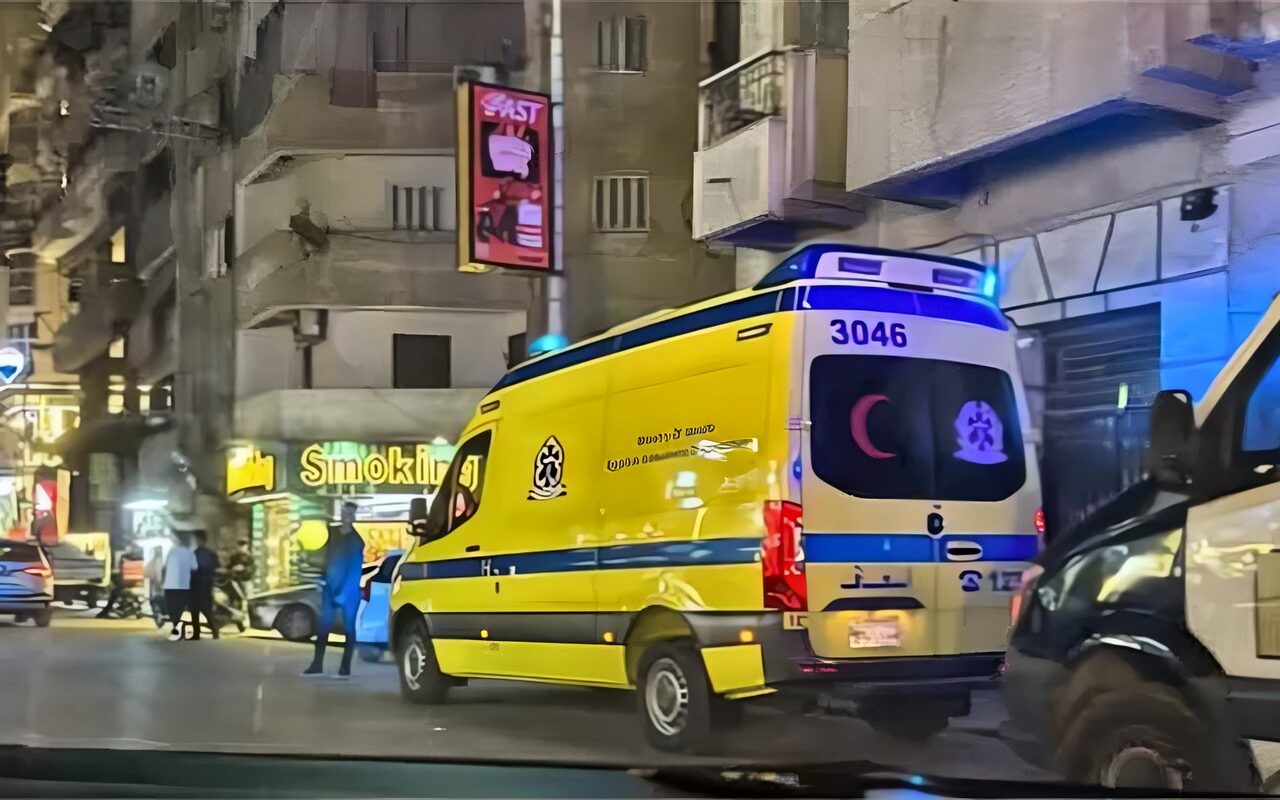 إنقاذ أم وابنتها بعد احتجازهما داخل أسانسير برج بالمنصورة