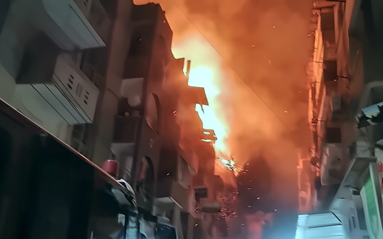 إخماد حريق امتد إلى 5 أبراج حمام بالمنصورة دون وقوع وفيات أو إصابات